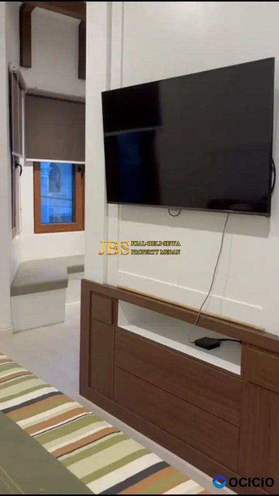 Dijual Villa 2,5 Tingkat Siap Huni di Komplek Graha Metropolitan