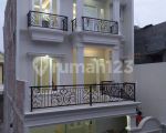 thumbnail-rumah-clasic-modern-murah-dan-strategis-di-jagakarsa-jakarta-0