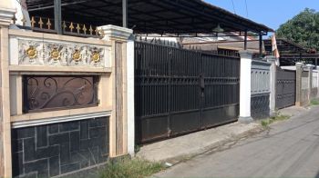 Rumah tingkat dekat pintu tol Limo Depok