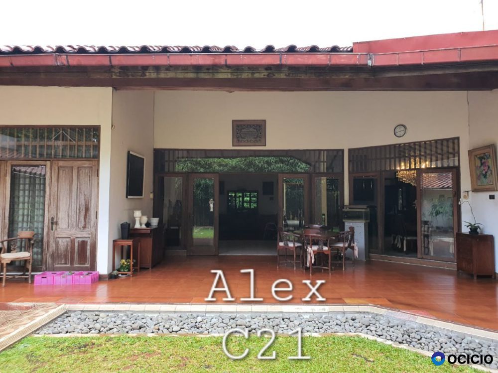 Dijual Murah Rumah Klasik Jl.Bangka