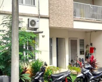 rumah 2 lantai dekat MRT lebak bulus lokasi Cirendeu