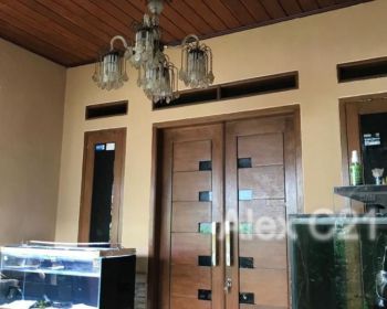 Dijual rumah hitung tanah saja di kebon Jeruk dekat Binus