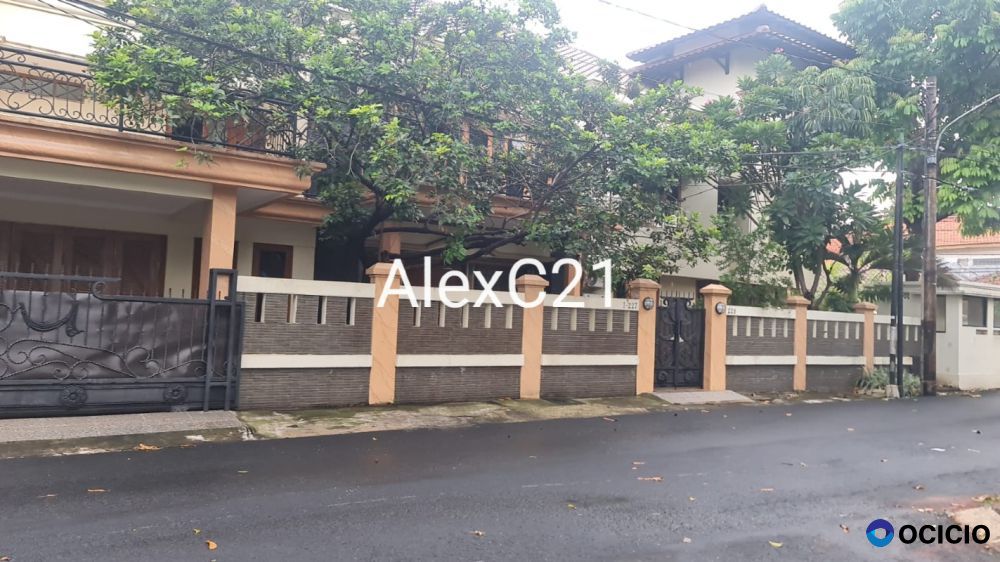 Dijual rumah mewah di Gudang Peluru, Kebon Baru, Tebet, Jakarta Selatan