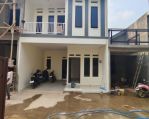 thumbnail-rumah-dua-lantai-area-graha-raya-0