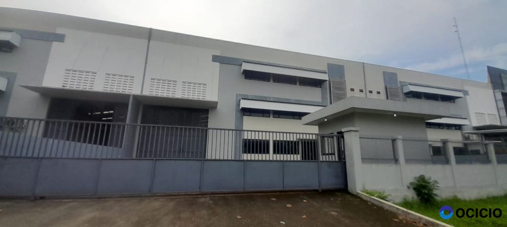 Disewakan Pabrik atau Gudang at Kawasan Industri Delta Silicon