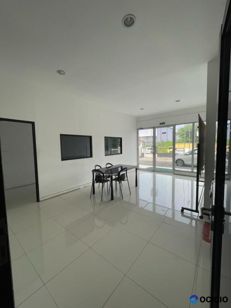 Dijual Cepat Pabrik Bagus di Delta Silicon