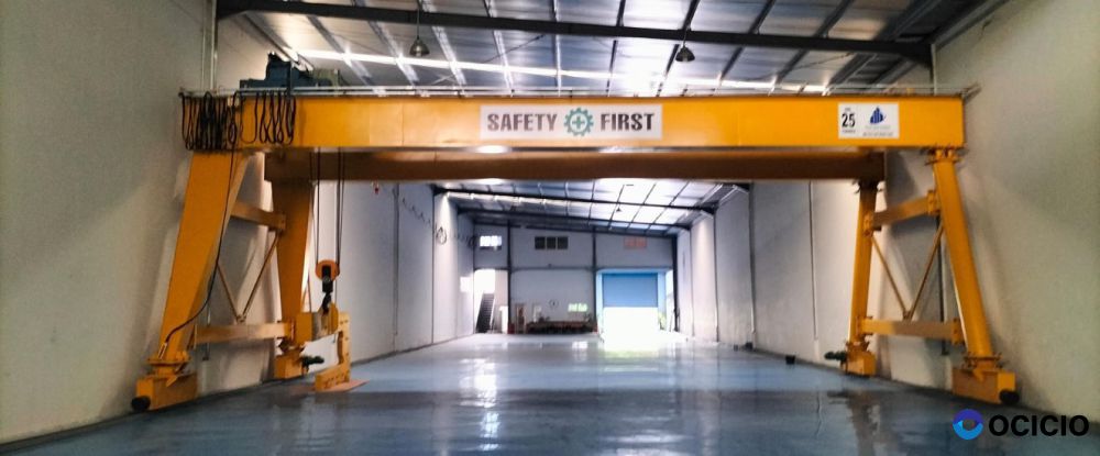 Dijual Pabrik Bangunan Baru Kondisi Bagus di Delta Silicon