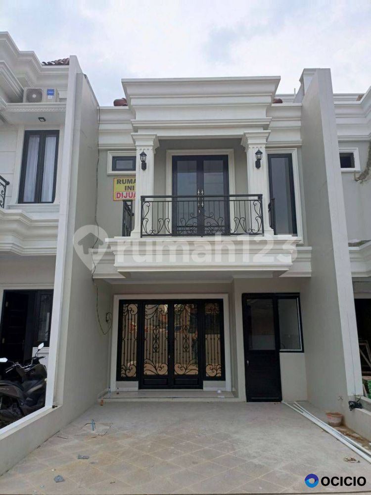 Dijual Rumah Siap Huni Dekat Stasiun Lenteng Agung