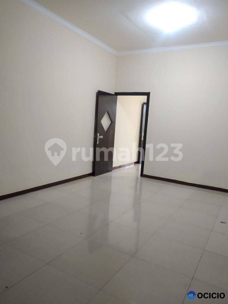 Dijual Ruko Rame Kawasan Kuliner Ruko Odessa, Gading Serpong