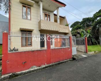 Dijual Rumah komplek strategis daerah Pondok Ranji, Ciputat Timur, Tangsel