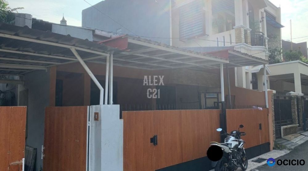 ual rumah komplek 2 lantai  di Jakarta Timur Dekat RS Duren Sawit