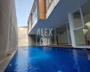 For sale rumah baru Modern di Pondok Indah, Jakarta Selatan.
