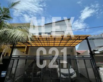 dijual rumah kelapa gading
