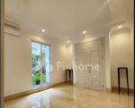 thumbnail-di-jual-rumah-2-lantai-di-jalan-cipete-jakarta-selatan-12