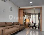 thumbnail-full-interior-like-new-jual-rumah-taman-puspa-citraland-surabaya-3