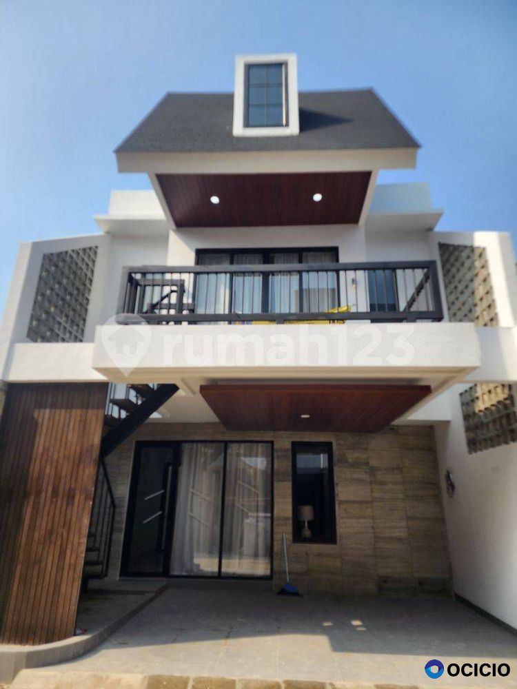Rumah Modern Minimalis Dalam Cluster Di Kebagusan Jakarta Selatan