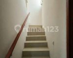 thumbnail-one-gate-system-rumah-2-lantai-jambangan-town-house-surabaya-6