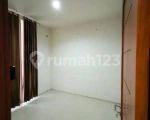 thumbnail-one-gate-system-rumah-2-lantai-jambangan-town-house-surabaya-8