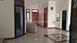 thumbnail-bonus-furnish-jual-cepat-rumah-2-lantai-dharmahusada-mas-8