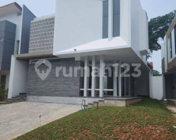 Dijual Rumah Bangunan Mandiri Posisi Hook Taman Depan Dan Belakang Kondisi Baru