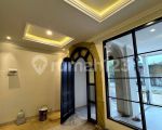 thumbnail-dijual-rumah-mewah-classic-3-lantai-di-cilandak-jakarta-selatan-2