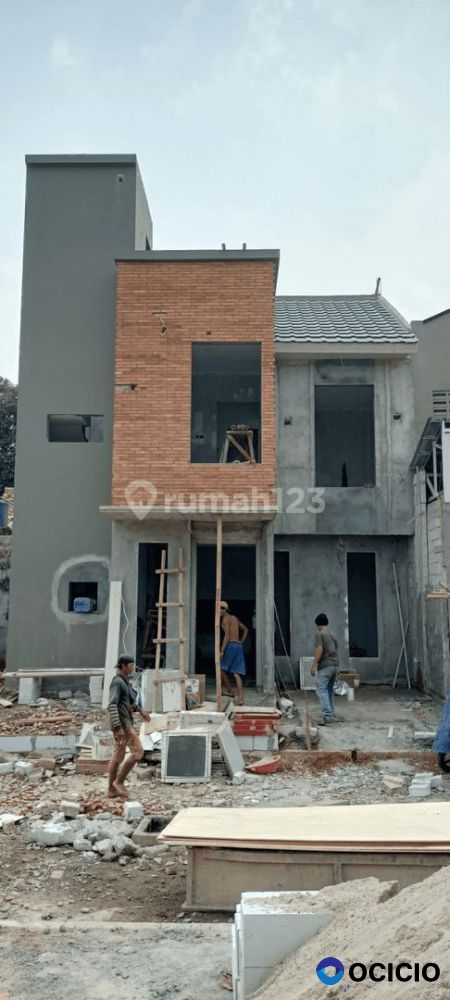Dijual Rumah Premium Townhouse 2,5 Lantai Cimanggis Depok