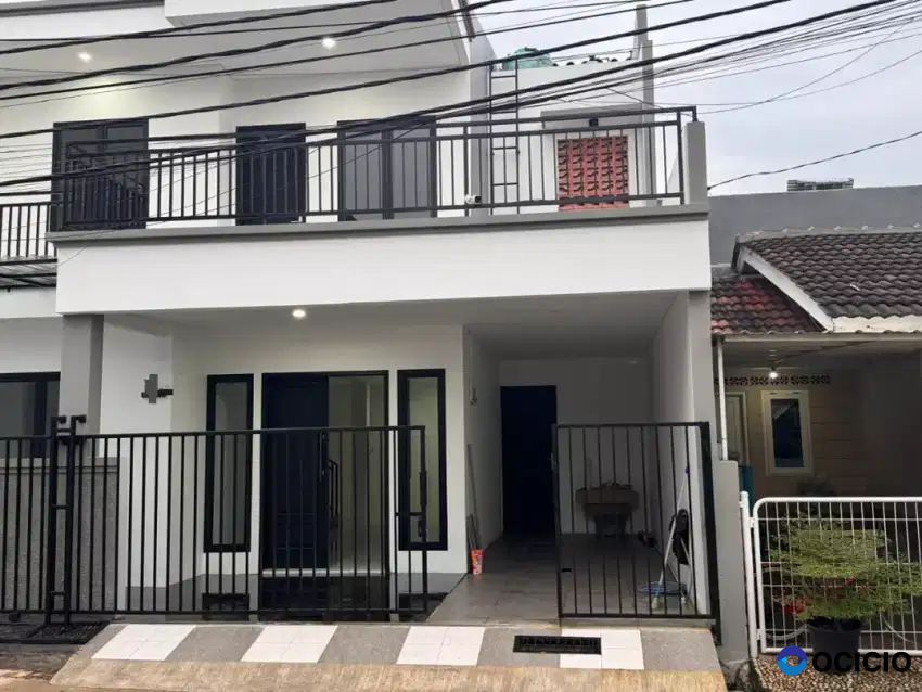 Dijual/ disewakan rumah bangunan baru LT 102 LB 185 tingkat di galaxy