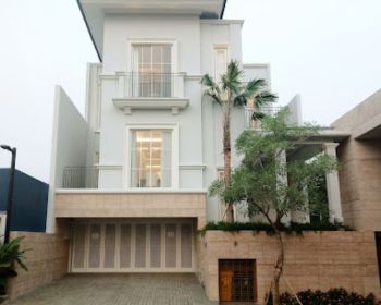 Rumah Full Furnished Dalam Townhouse Dekat Mrt Lebak Bulus Jakarta Selatan