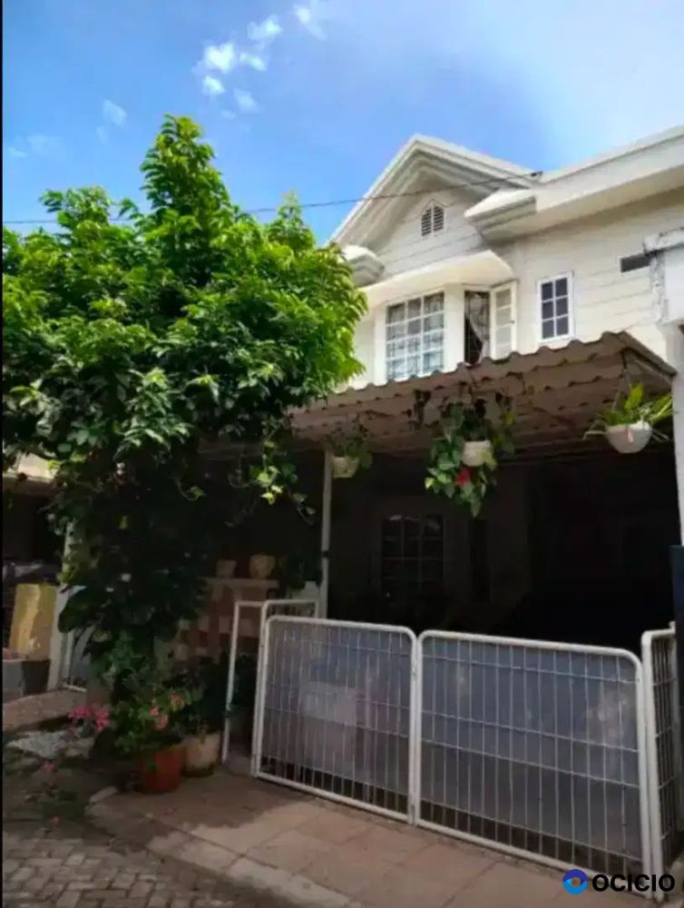 Dijual rumah siap huni 2 lantai di kemang pratama 3