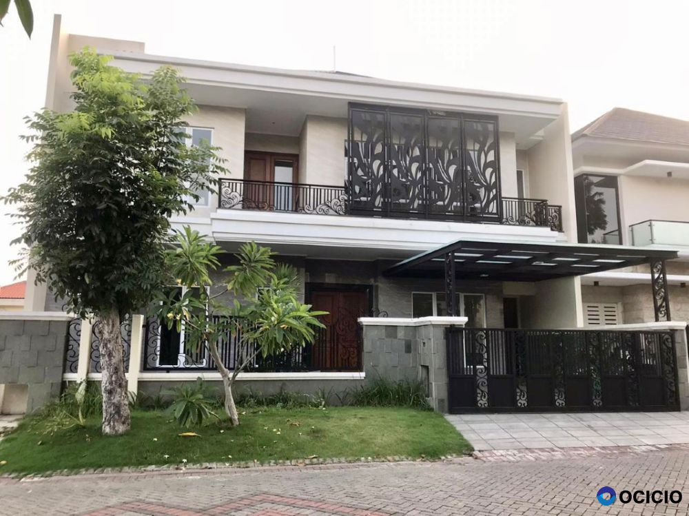 Dijual Rumah Graha Famili Surabaya Semi Furnish