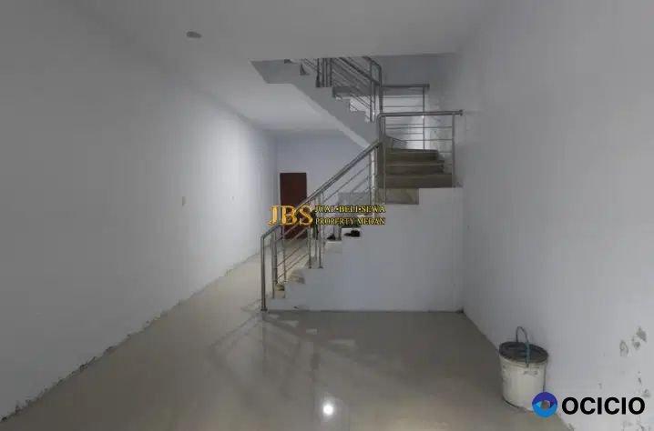 Jual Townhouse Baru di Komplek Green Sevilla Jalan Pasar 3 - Krakatau