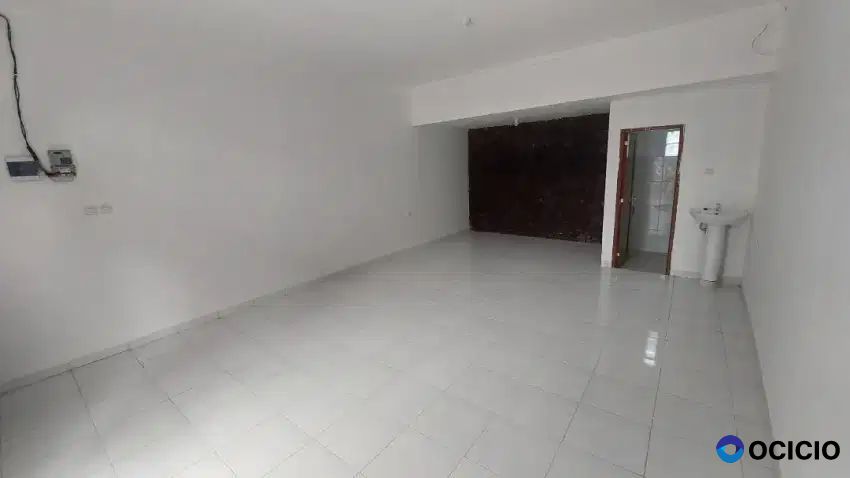 Disewakan 2 Kios Komersil Baru & Murah