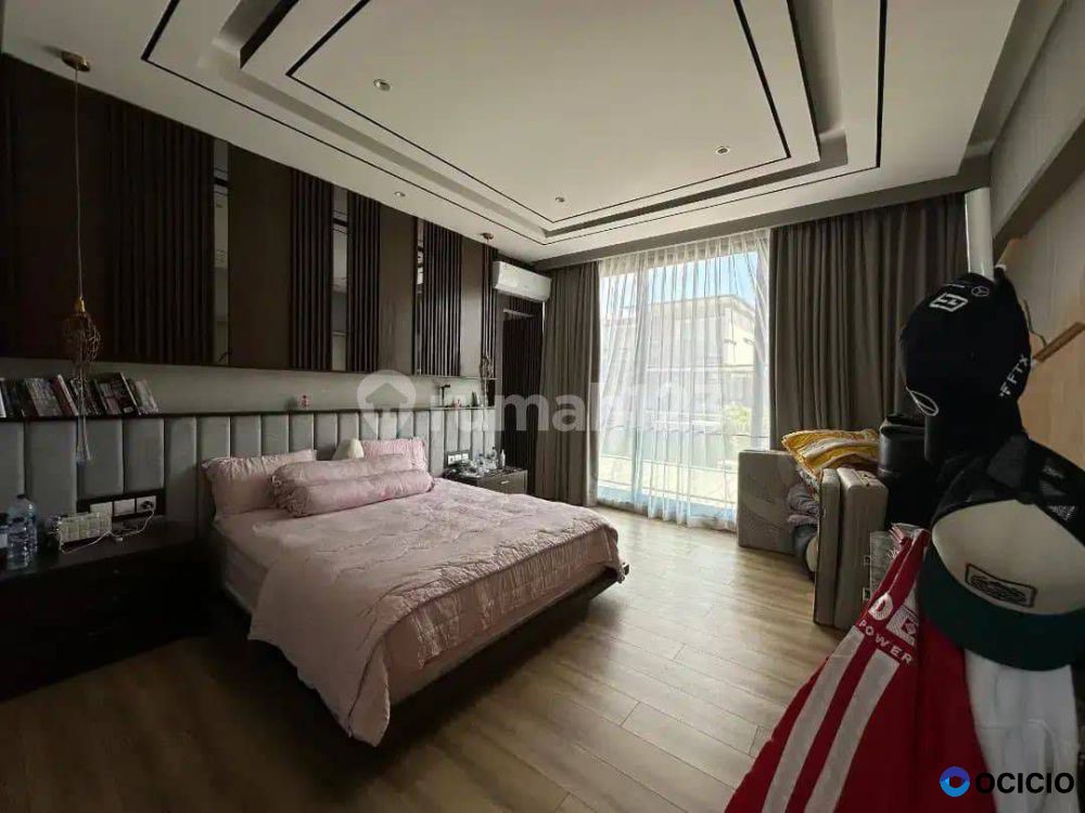 Dijual rumah mewah furnished siap huni di kawasan premium bsd cluster Lyndon,