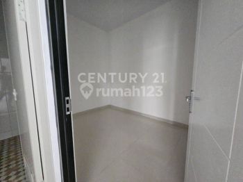 Rumah Asri Sejuk Dan Adem Di Dekat Stasiun Sudimara