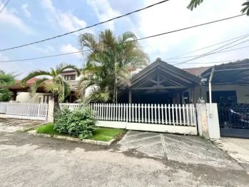 Dijual rumah tanah Luas 167 m2 di taman galaxy bebas banjir