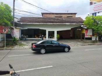 Dijual Rumah Hitung Tanah Raya Mayjend Sungkono Surabaya