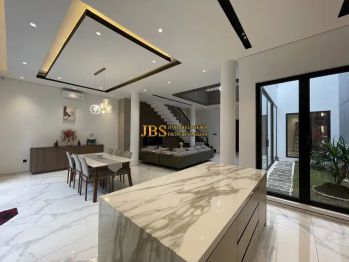 Jual Rumah Lux di Komplek Citraland Gama City Cluster Raffles Place