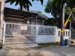 thumbnail-rumah-depan-taman-dan-mushola-vila-rizki-ilhami-tangerang-8