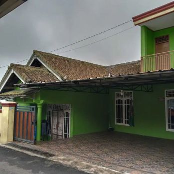 Rumah 4 kamar di pramuka rajabasa