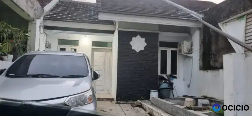 Rumah nempel Gading Serpong Tangerang