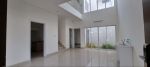 thumbnail-dijual-rumah-di-riviera-metland-puri-0