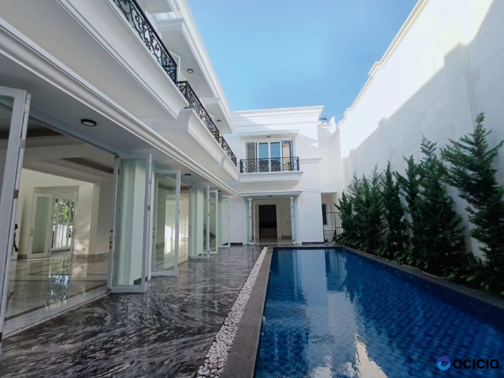 Dijual Rumah di Jl. Niaga Hijau Raya, Pondok Indah, Jakarta Selatan