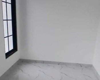 Dijual Rumah 2 Lantai dikomplek Jakarta timur