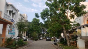 Disewakan Rumah di Flamboyan Golf, BGM PIK, Jakarta Utara