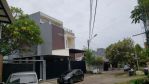 thumbnail-dijual-rumah-di-taman-surya-jakarta-barat-1