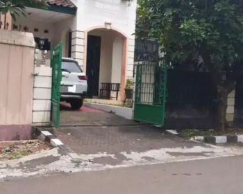 Dijual rumah bagus tingkat LT260 di galaxy lingkungan elite bbs banjir