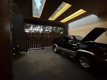 Dijual rumah mewah asri hook rooftop LT 600 LB1000di jakapermai