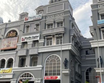 Dijual Ruko di Jln Boulevard Barat Raya, Kelapa Gading, Jakarta Utara