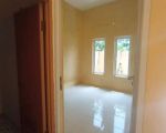 thumbnail-dikontrakan-rumah-2-kamar-tidur-parkir-mobil-kampung-sawah-bekasi-1