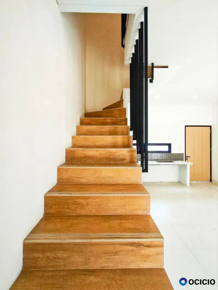 Dijual rumah Baru mewah murah 2 lantai di Kodau